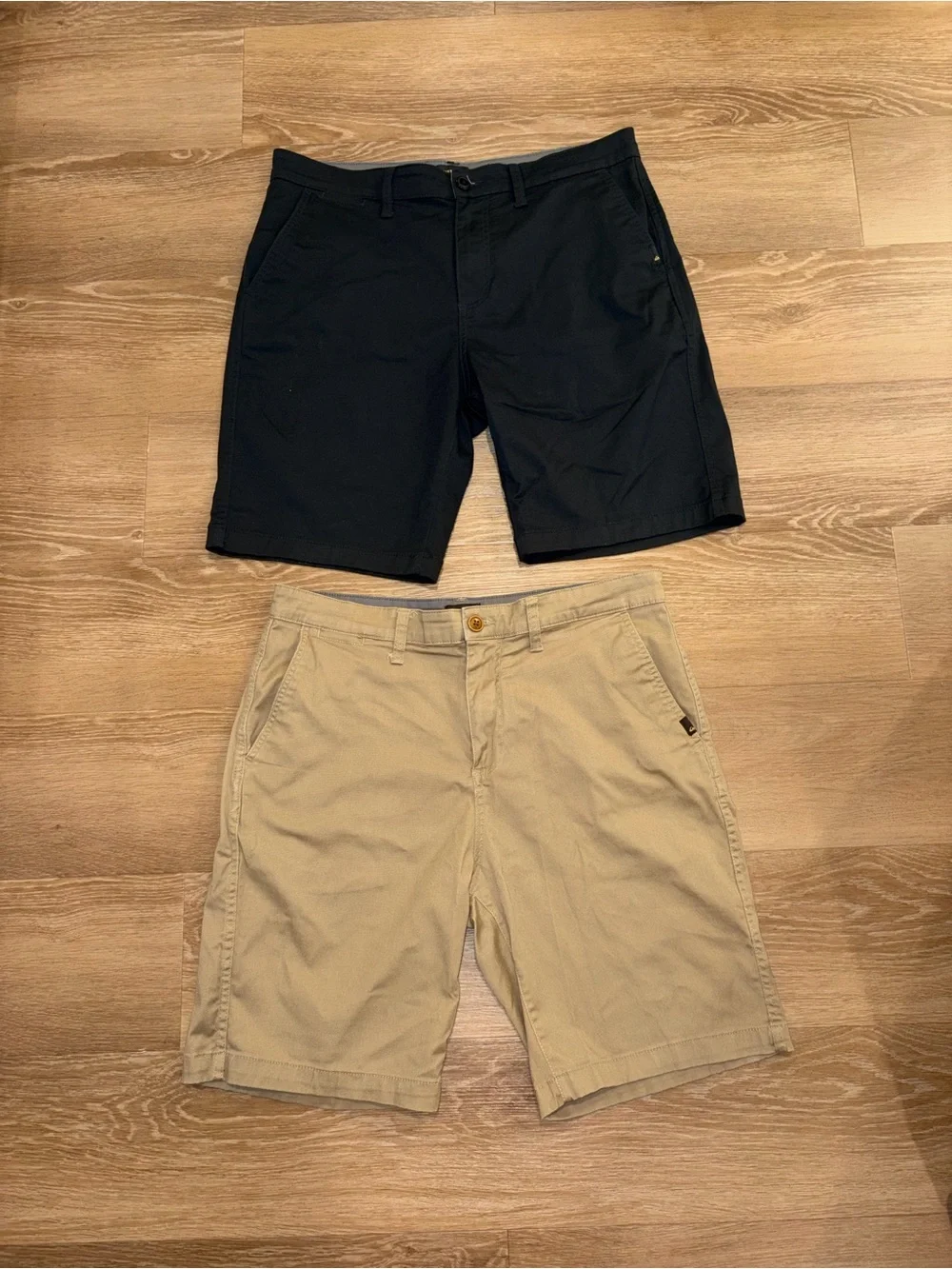 2 Quiksilver Men’s Everyday Union Stretch Shorts Size 33 & 34 Black Khaki Used